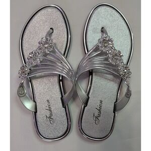Fashion Thong Sandals Women Size 37 Silver Excellent Rhinestone Floral Flat Flip